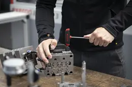 WI_Anw_334DS_Stiftschluessel_ComfortGrip_03.jpg