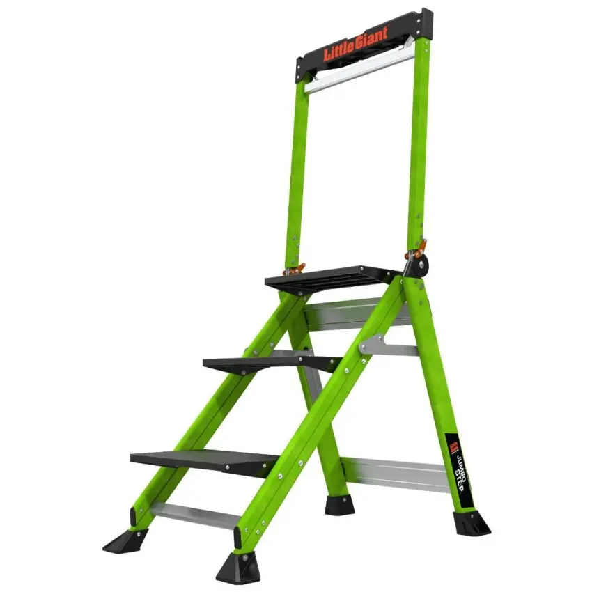 LAGIS_11933-Jumbo-Step-M3-Stepladder-Angle-View.jpg