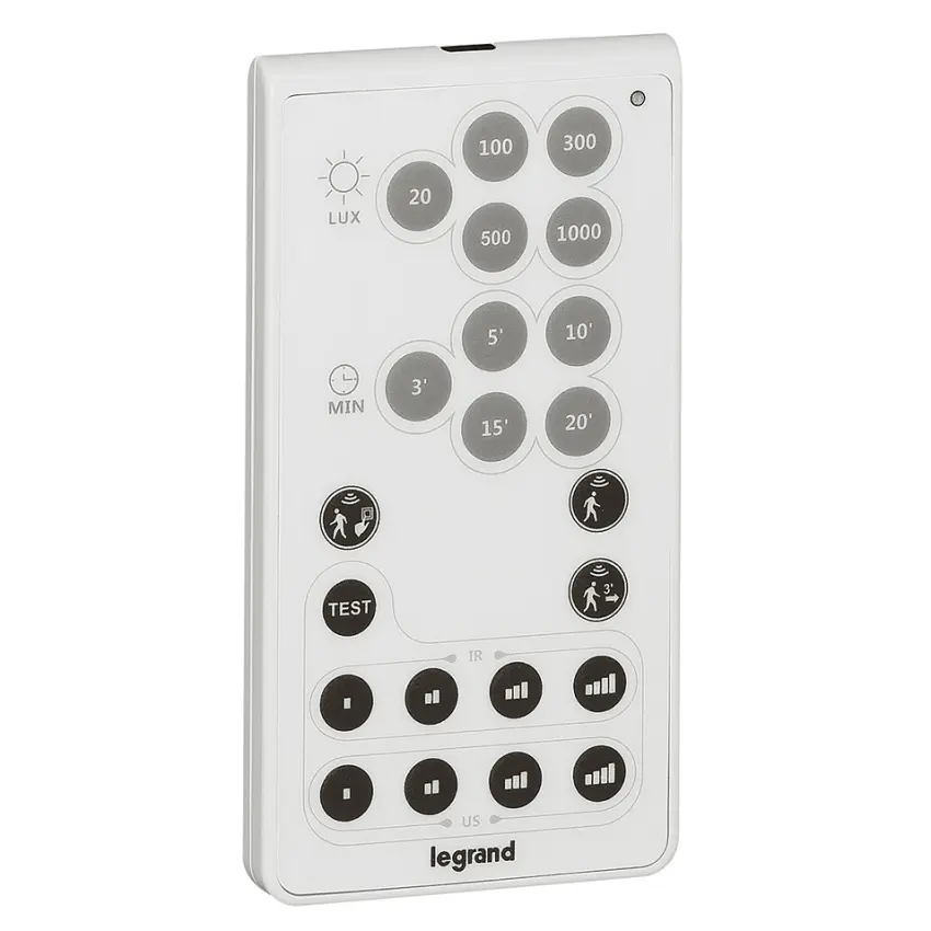 LEG_088235-LEGRAND-1000.jpg
