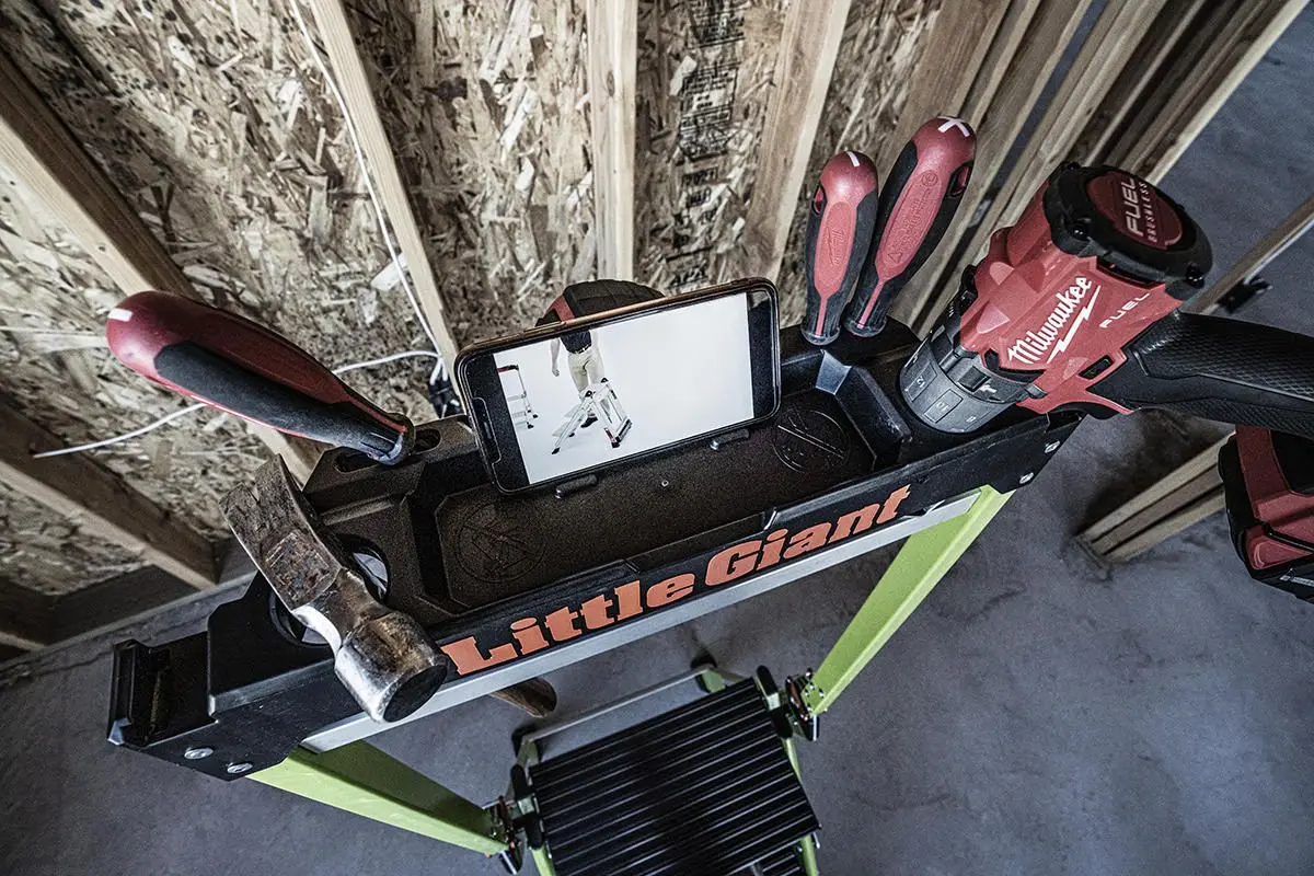 LAGIS_11933-Jumbo-Step-M3-FG-Stepladder-Top-Cap-With-Tools-3.jpg
