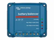 Propojení, ochrana a sledování baterií