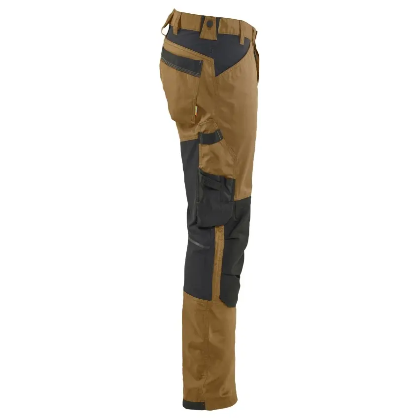 83721535_BLAKLADER_Foto3.jpg