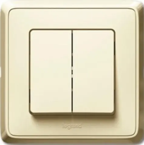 LEG_773905.jpg