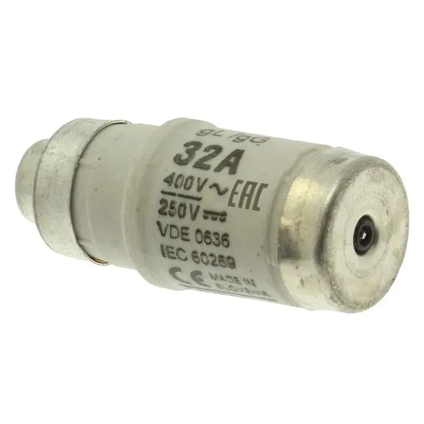 EA_32nz02_r.jpg