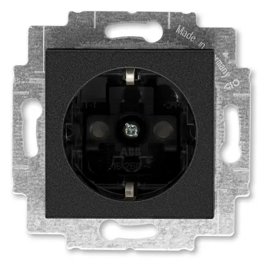 ABB_5520H-A03457_63.jpg