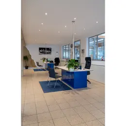 LDV_asset-8285474.jpg