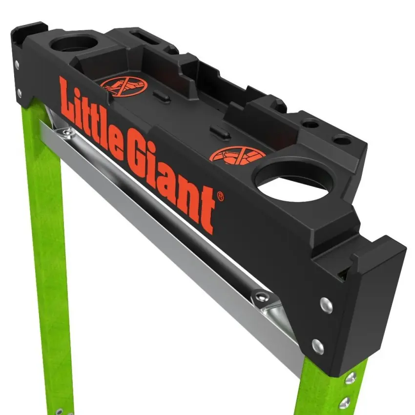 LAGIS_11933-Jumbo-Step-M3-FG-Top-Cap-Angle-View.jpg