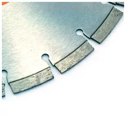 XTL_PC4895_a.jpg