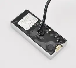 VAR_1705-017_3.jpg