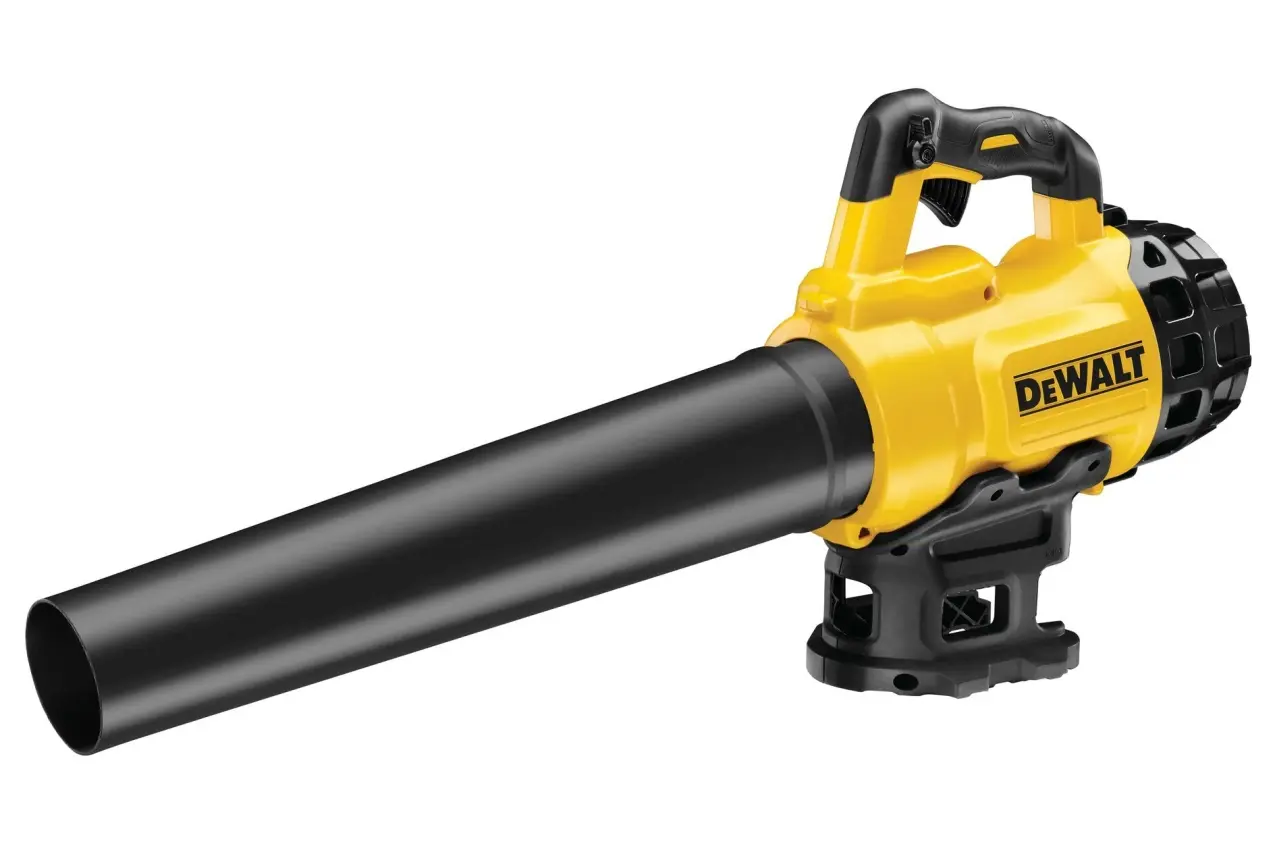 SBD_DCM562PB_1.jpg