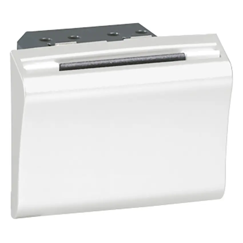 LEG_078445-LEGRAND-1000.jpg