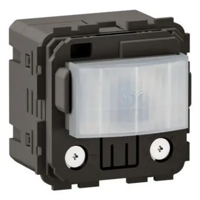 83734631_LEGRAND_Foto1.jpg