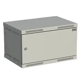 INT_83000080L_ss08_o1.jpg