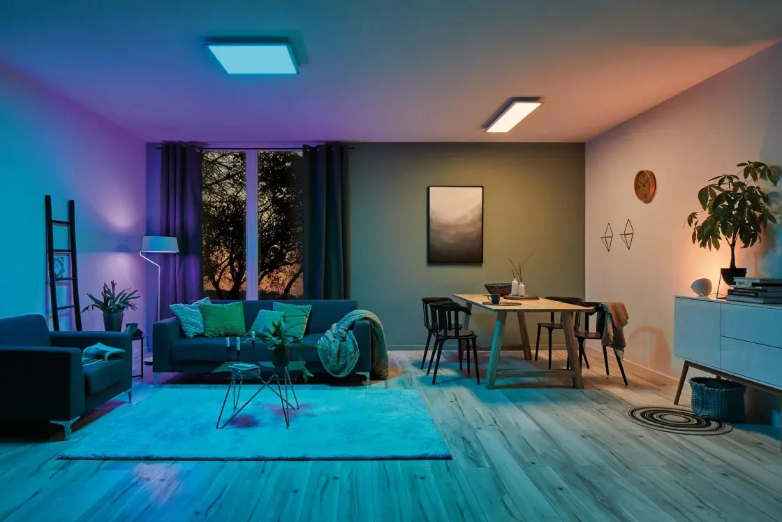 AUL_Mi_WRL_Panel_ZB_Wohnzimmer01_lila_WW_1120x1120.jpg