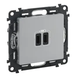 LG-753307-WEB-R.jpg