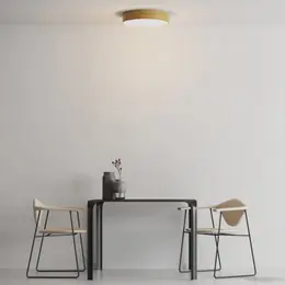MA_AZ2697_use.jpg