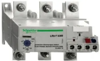 SCH_LR9F5369.jpg