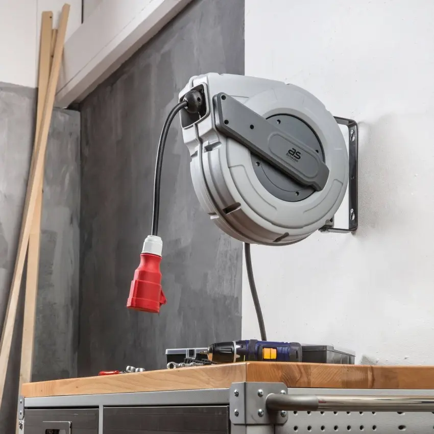 CON_002484833PI03.jpg