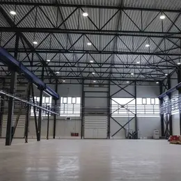 EM_2756039.jpg