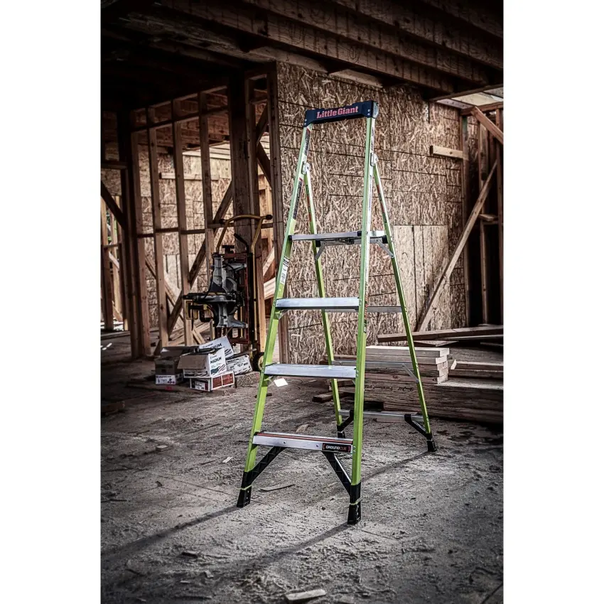 LAGIS_15366-001-MightyLite-M6-IA-Aframe-Stepladder.jpg