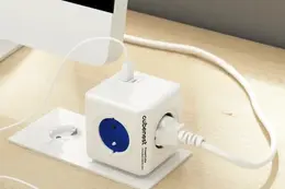 ALL_original-usb-20w-blue-lifestyle_1.jpg