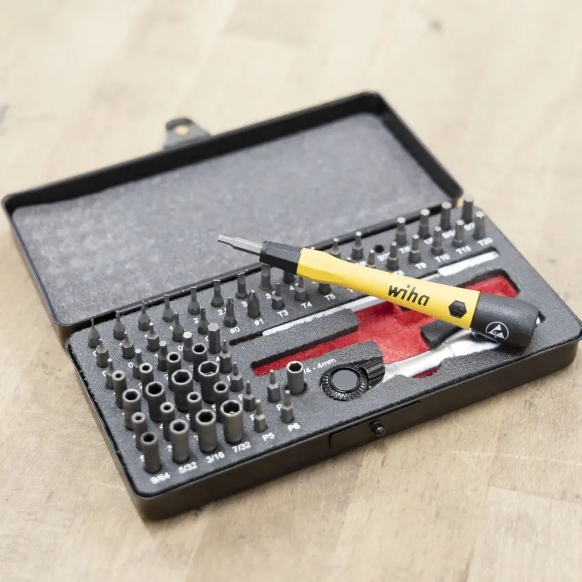 WI_Im_7000SK65ESD_MicroBit_Set_04.jpg