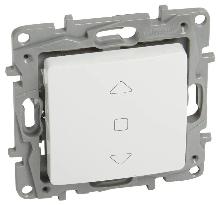 LEG_764512-LEGRAND-1000.jpg