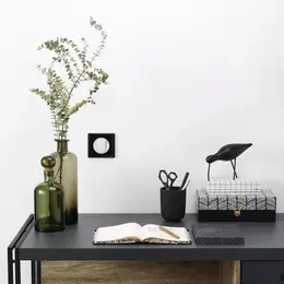 LEG_LG-066681-WEB-DECO.jpg