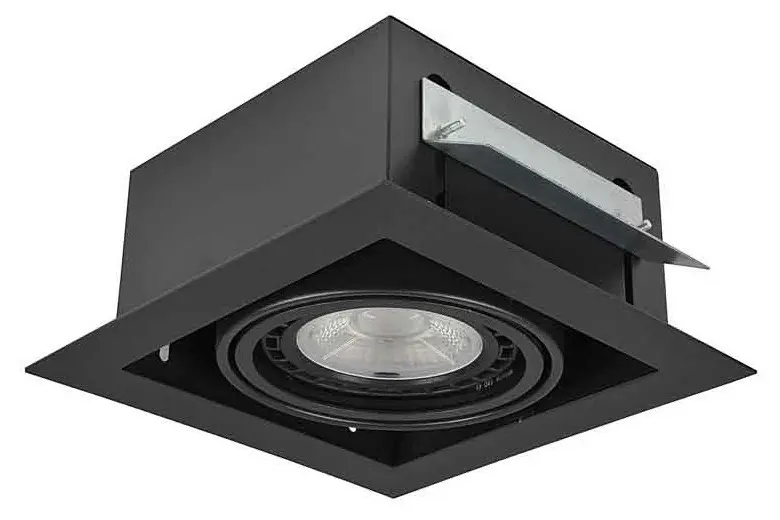MA_AZ2869_2.jpg