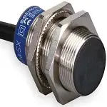 schneider-osisense-cidlo-indukc-xs1n18pa349d-d-18mm-sn-10mm-1z-12-24vdc-m12.jpg